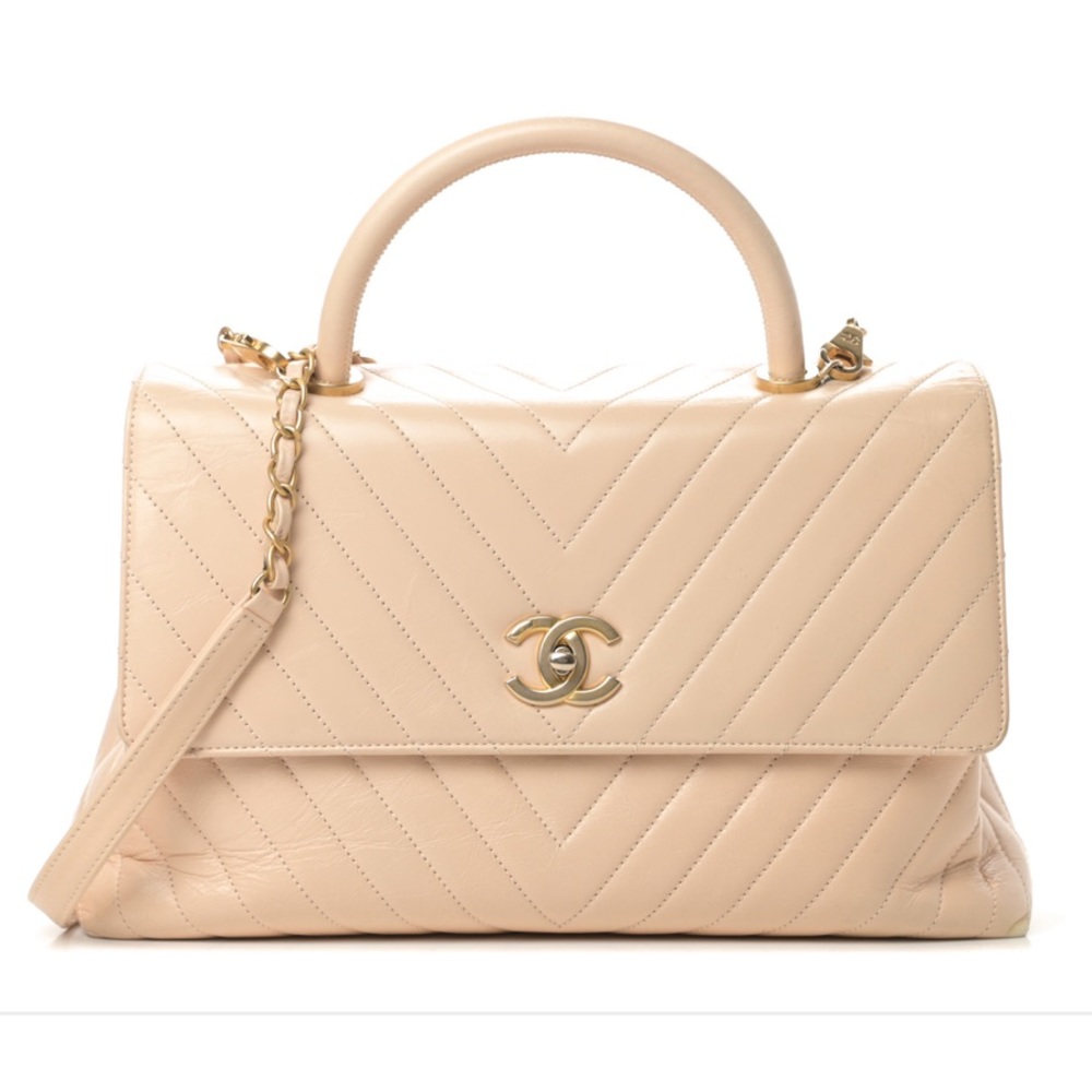 Chanel Coco Handle Medium